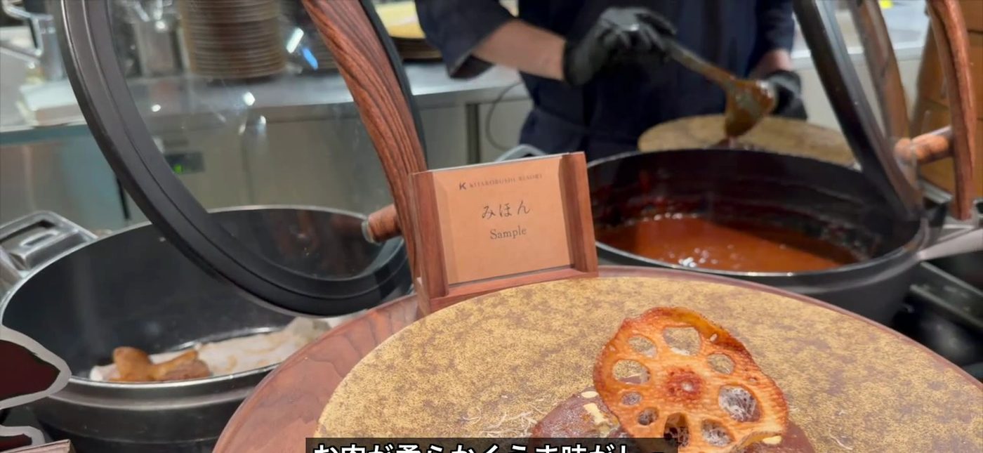ライブキッチンで目の前で仕上げてくれる